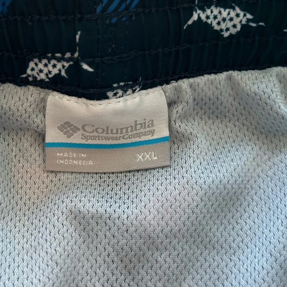 Columbia Navy Blue Red White Fish Print Swim Trunks